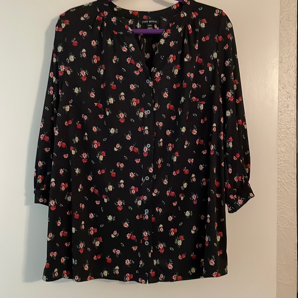 New, never worn, Lane Bryant, 3/4 sleeve floral button up blouse